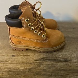 Toddler timberlands worn a handful of times